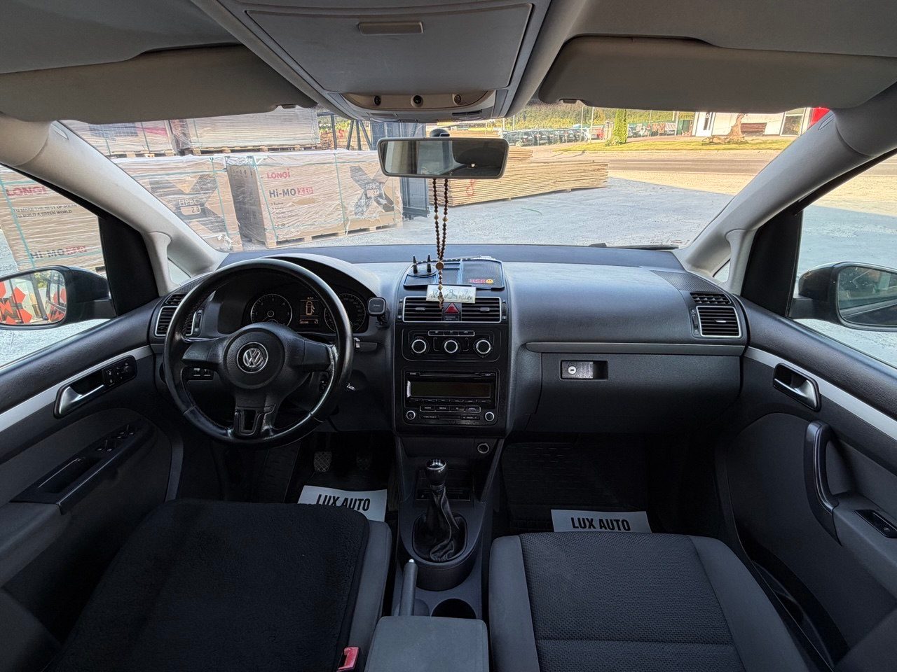 Volkswagen Touran 8
