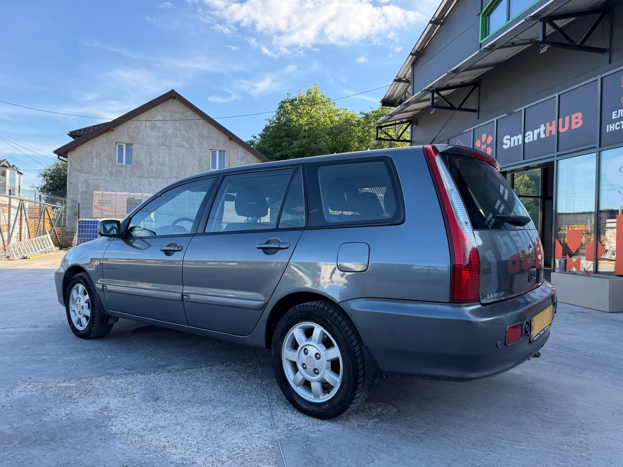 Mitsubishi Lancer 2